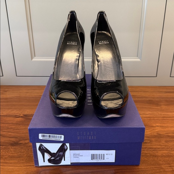Stuart Weitzman Size 12 Black Patent Leather Platform Pumps/Heels - Picture 1 of 7